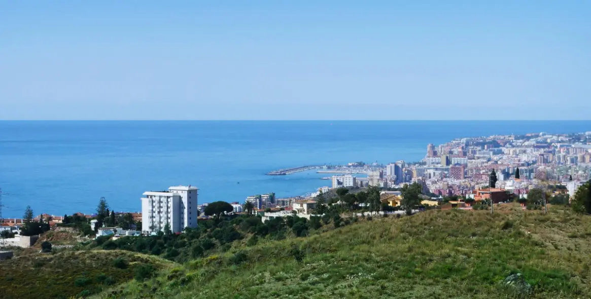 Venta de apartamento en planta media en Fuengirola 40