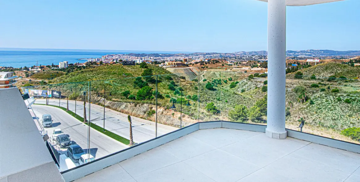 Venta de apartamento en planta media en Fuengirola 41