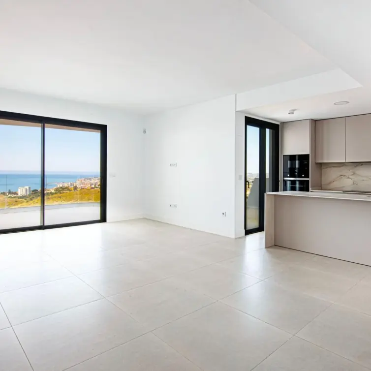Venta de apartamento en planta media en Fuengirola