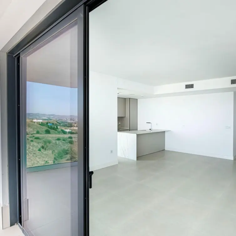 Venta de apartamento en planta media en Fuengirola