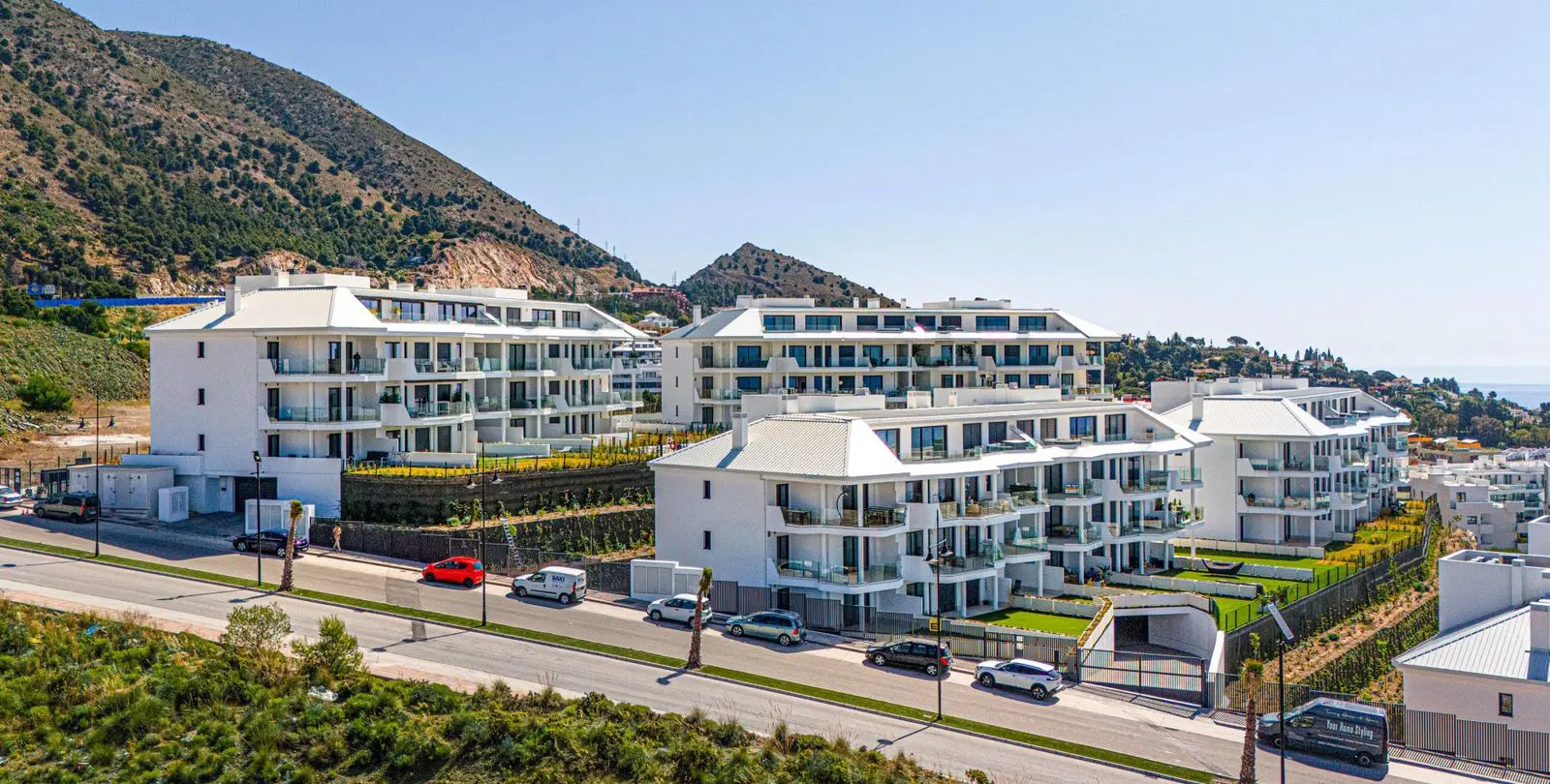 Sale of middle floor apartment in Fuengirola 38