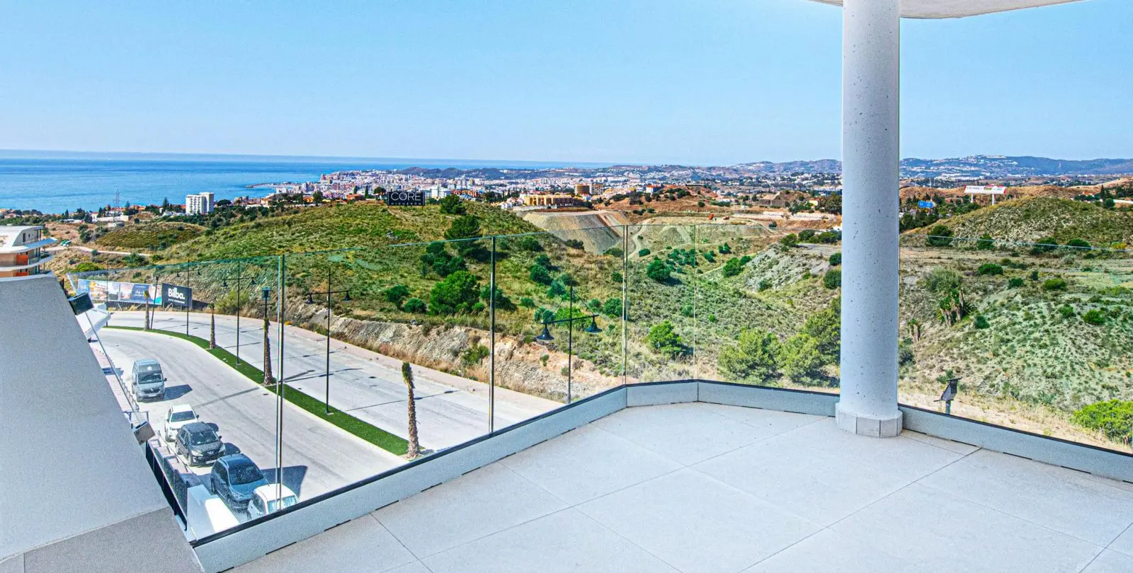 Sale of middle floor apartment in Fuengirola 41