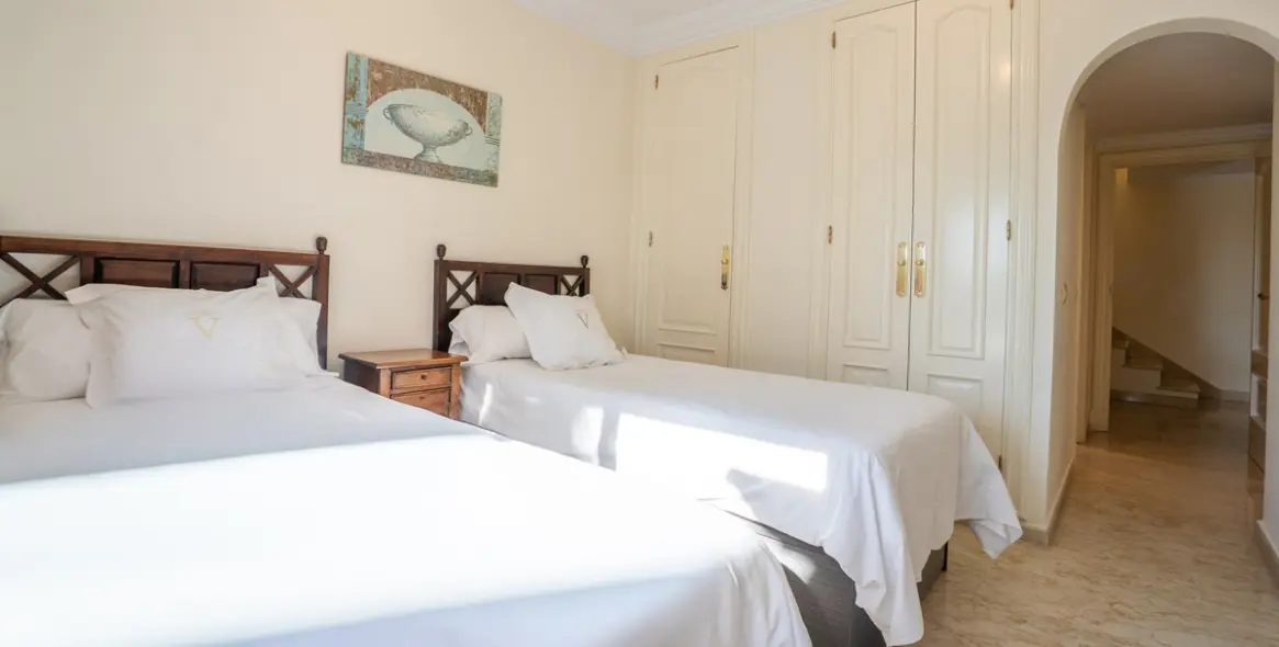 Sale of penthouse in Puerto Banús 9