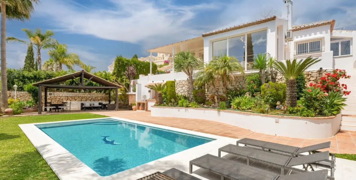 Sale of detached villa in Mijas Golf 1