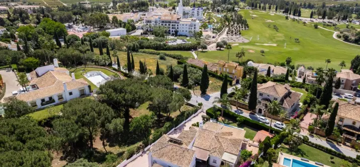 Sale of detached villa in Mijas Golf 4