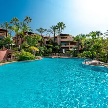 Venta de apartamento en planta baja en Sierra Blanca