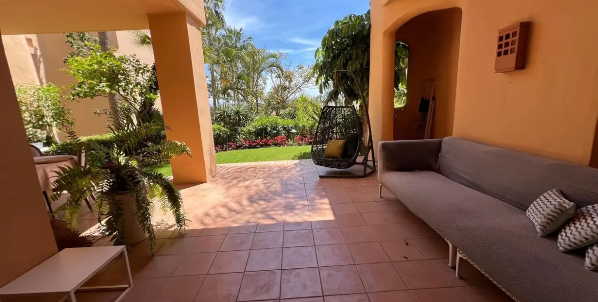 Sale of ground floor apartment in Sierra Blanca 4