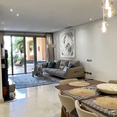 Venta de apartamento en planta baja en Sierra Blanca