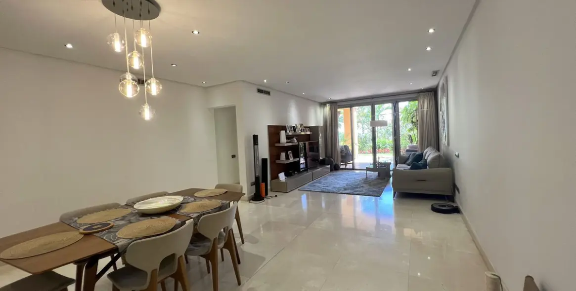 Sale of ground floor apartment in Sierra Blanca 9