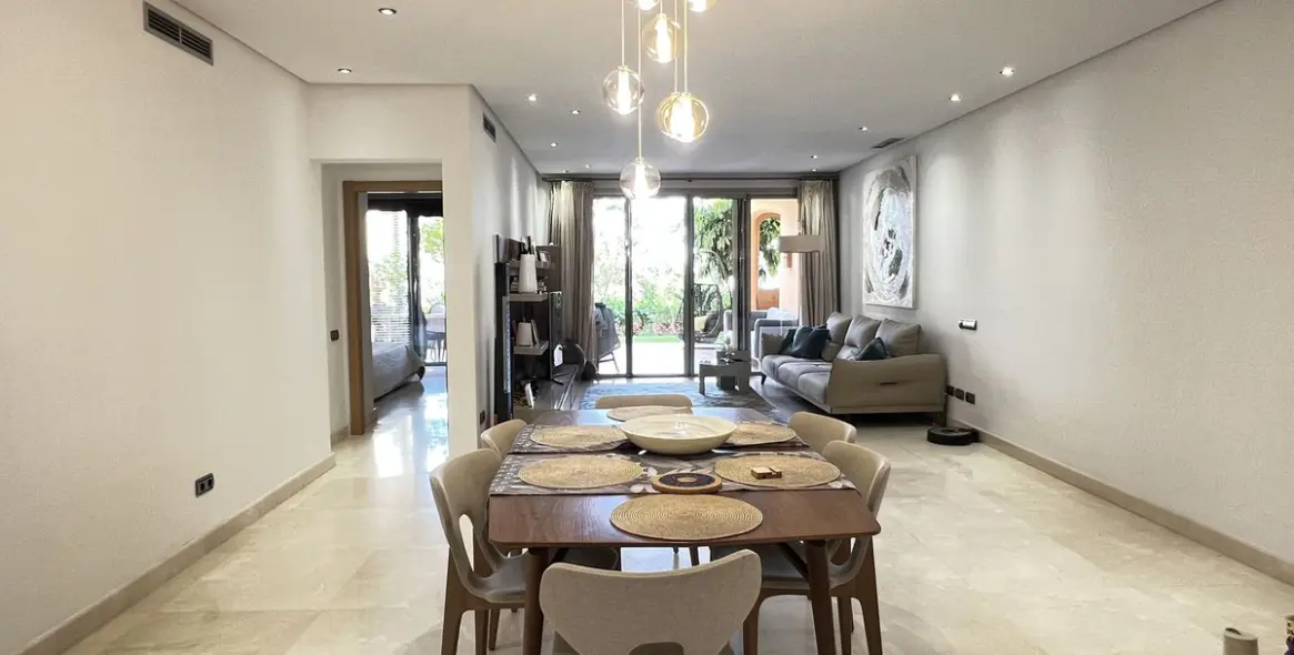 Sale of ground floor apartment in Sierra Blanca 10