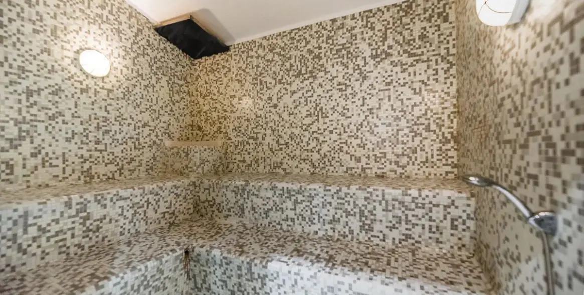 Sale of ground floor apartment in Sierra Blanca 26
