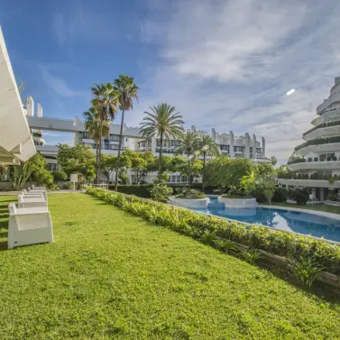 Long-term rent of middle floor apartment in Marbella