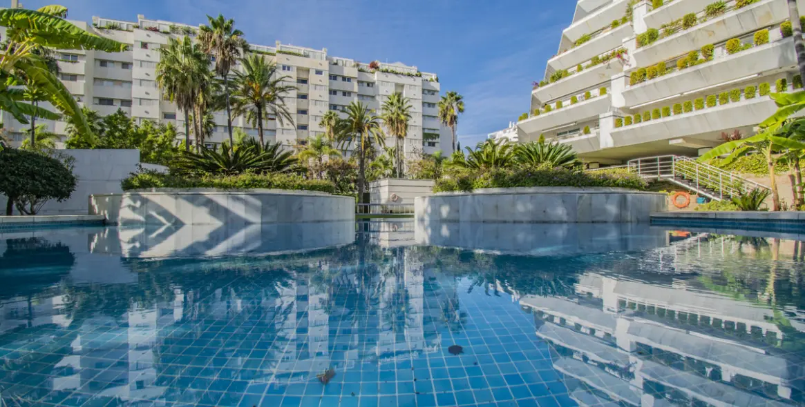 Long-term rent of middle floor apartment in Marbella 6
