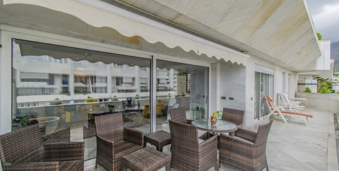 Long-term rent of middle floor apartment in Marbella 8