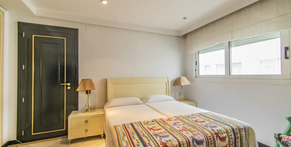 Long-term rent of middle floor apartment in Marbella 11