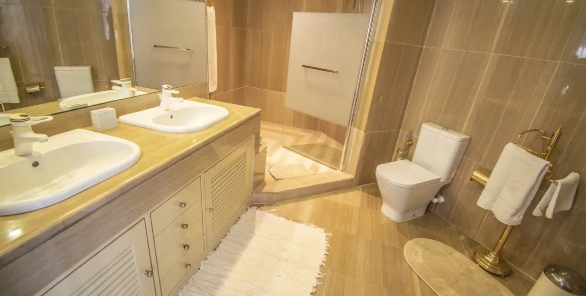 Долгосрочная аренда апартаментов на среднем этаже в Marbella 27