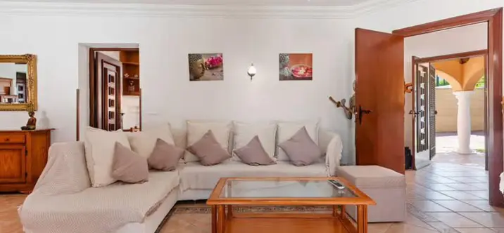 Долгосрочная аренда  отдельно стоящей виллы в Elviria 4