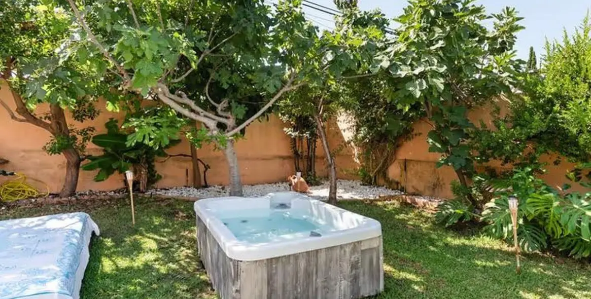 Долгосрочная аренда  отдельно стоящей виллы в Elviria 22