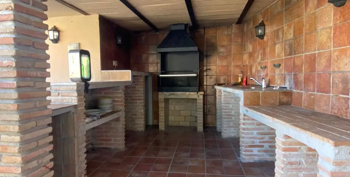 Долгосрочная аренда  отдельно стоящей виллы в Elviria 27