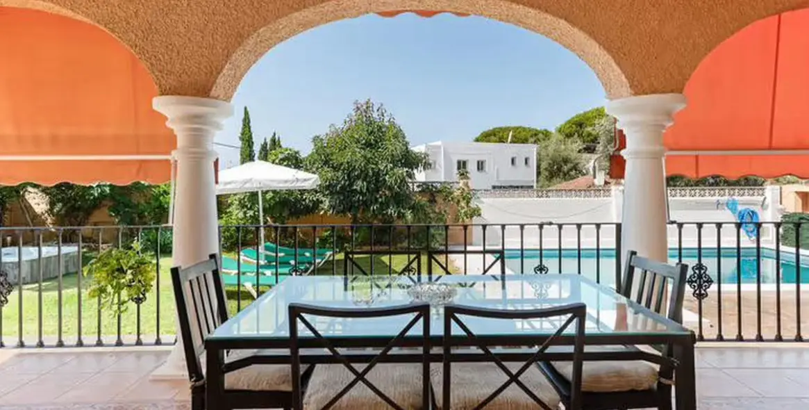 Долгосрочная аренда  отдельно стоящей виллы в Elviria 29