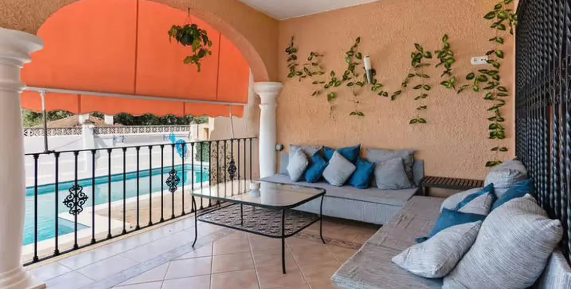 Долгосрочная аренда  отдельно стоящей виллы в Elviria 30