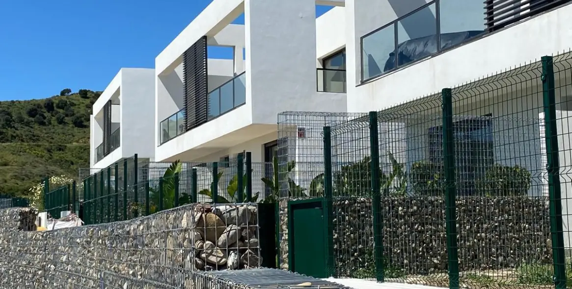 Краткосрочная аренда дома на две семьи в Riviera del Sol 25