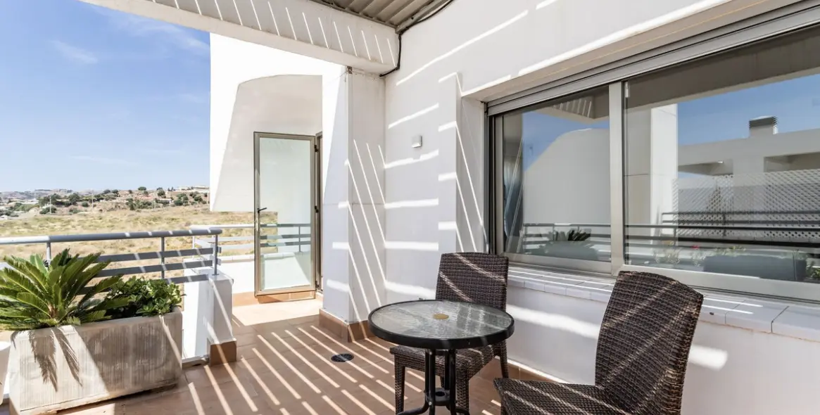 Sale of penthouse in La Cala de Mijas 3