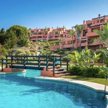 Sale of ground floor apartment in Marbella