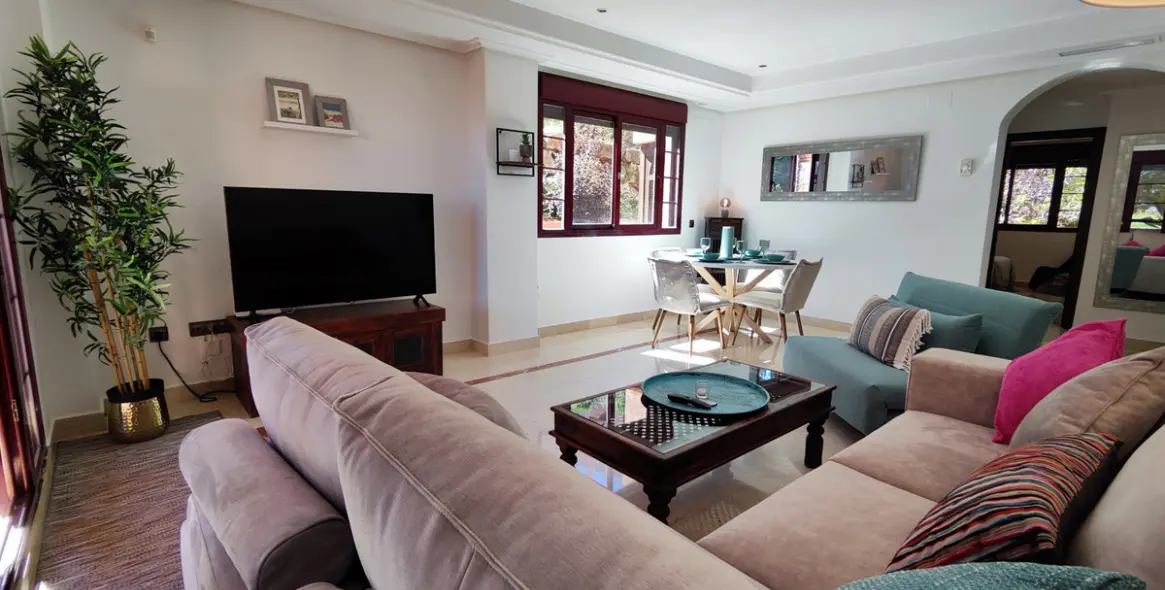 Sale of ground floor apartment in Marbella 2