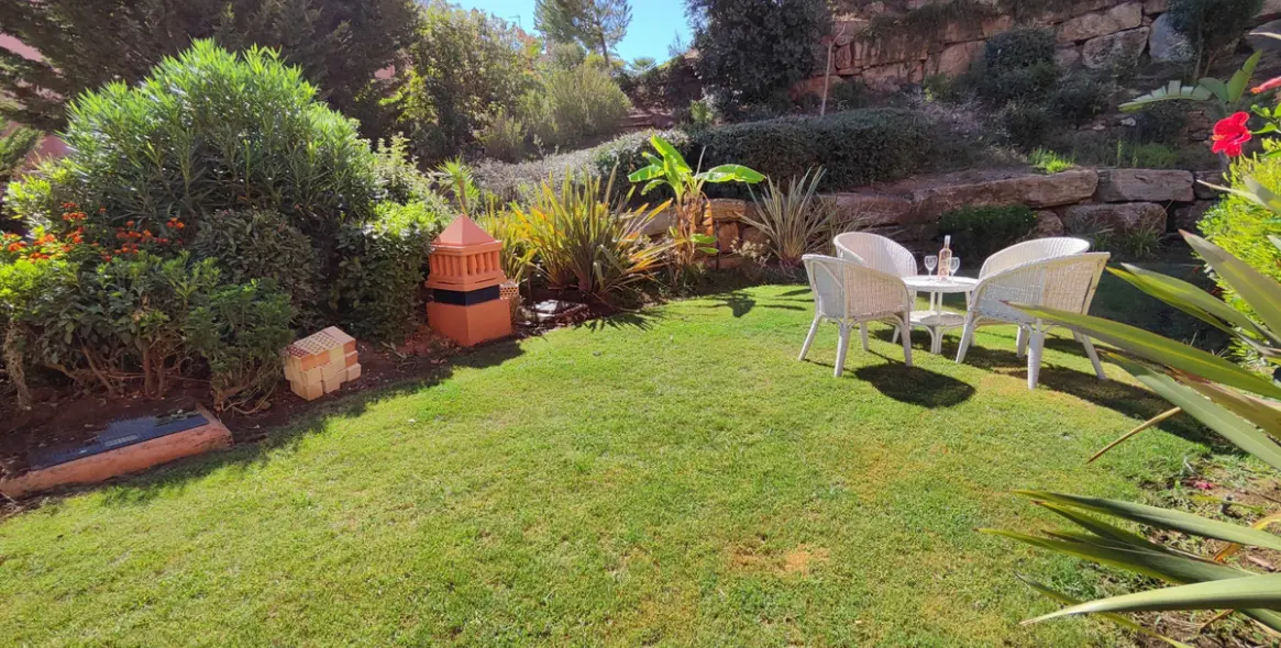 Sale of ground floor apartment in Marbella 17