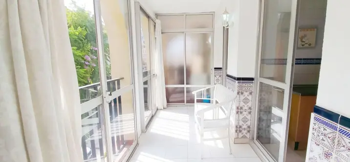 Sale of middle floor apartment in Fuengirola 4