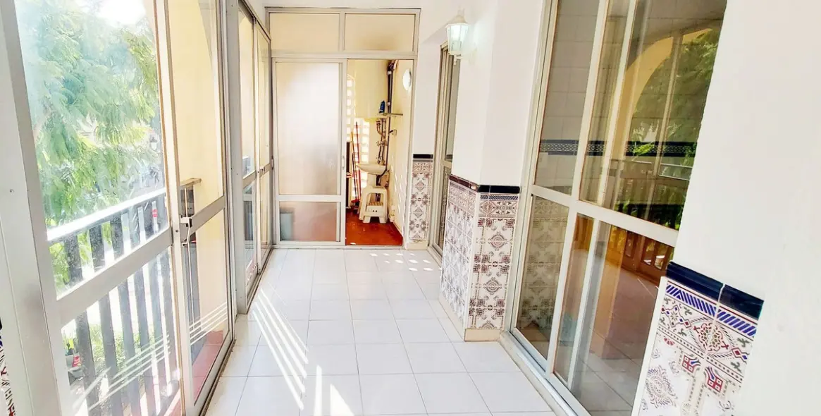 Sale of middle floor apartment in Fuengirola 7