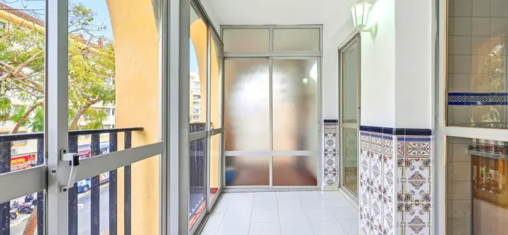 Sale of middle floor apartment in Fuengirola 4