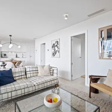 Sale of middle floor apartment in Fuengirola