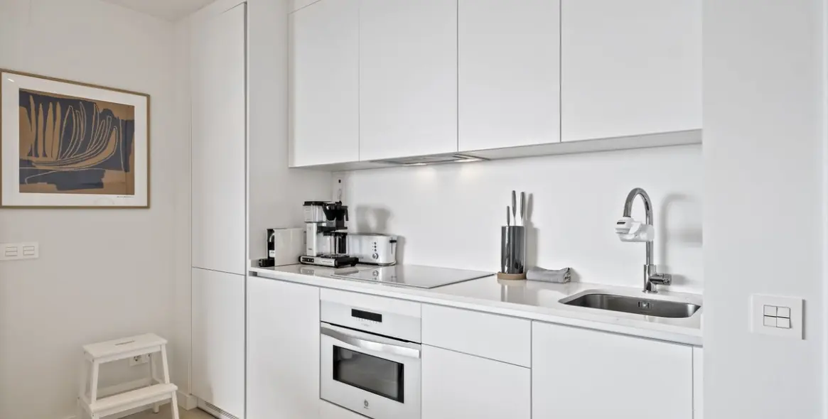 Sale of middle floor apartment in Fuengirola 16