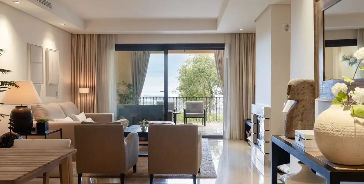 Продажа апартаментов на первом этаже в Benahavís 2