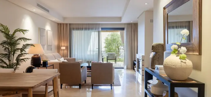 Venta de apartamento en planta baja en Benahavís 2