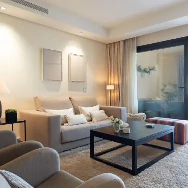 Venta de apartamento en planta baja en Benahavís