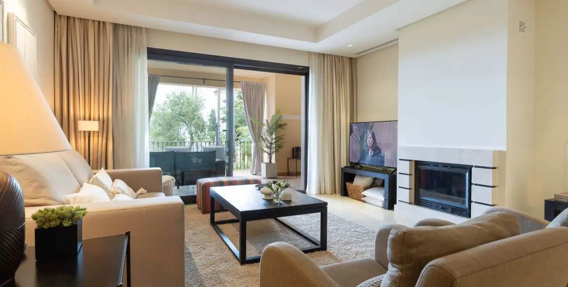 Продажа апартаментов на первом этаже в Benahavís 6