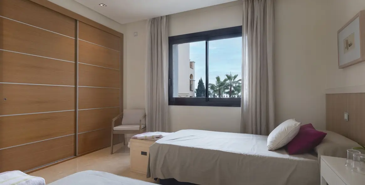 Продажа апартаментов на первом этаже в Benahavís 12