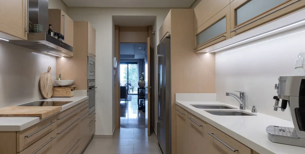 Sale of ground floor apartment in Benahavís 29