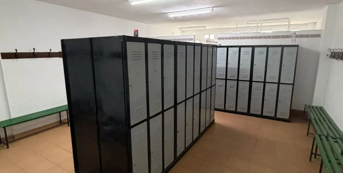 Sale of business in Ronda 28