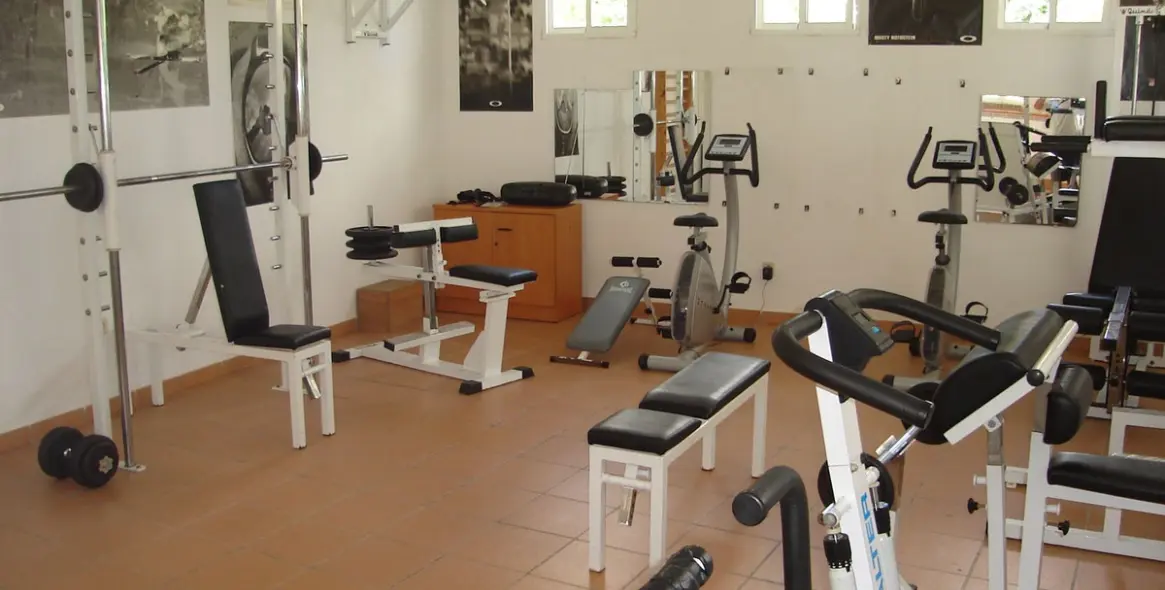 Sale of business in Ronda 40