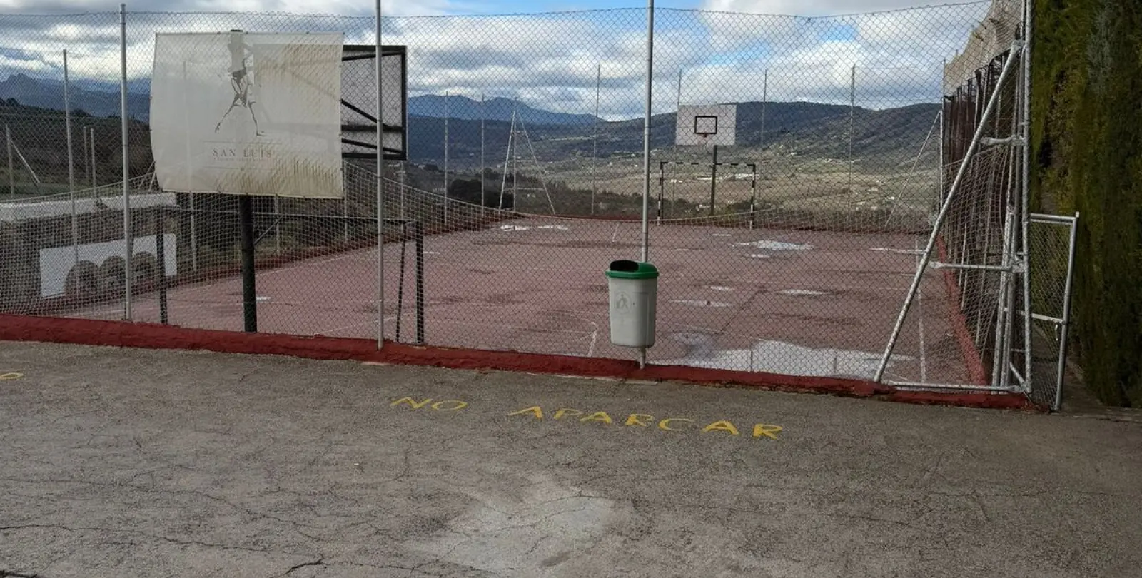 Sale of business in Ronda 19