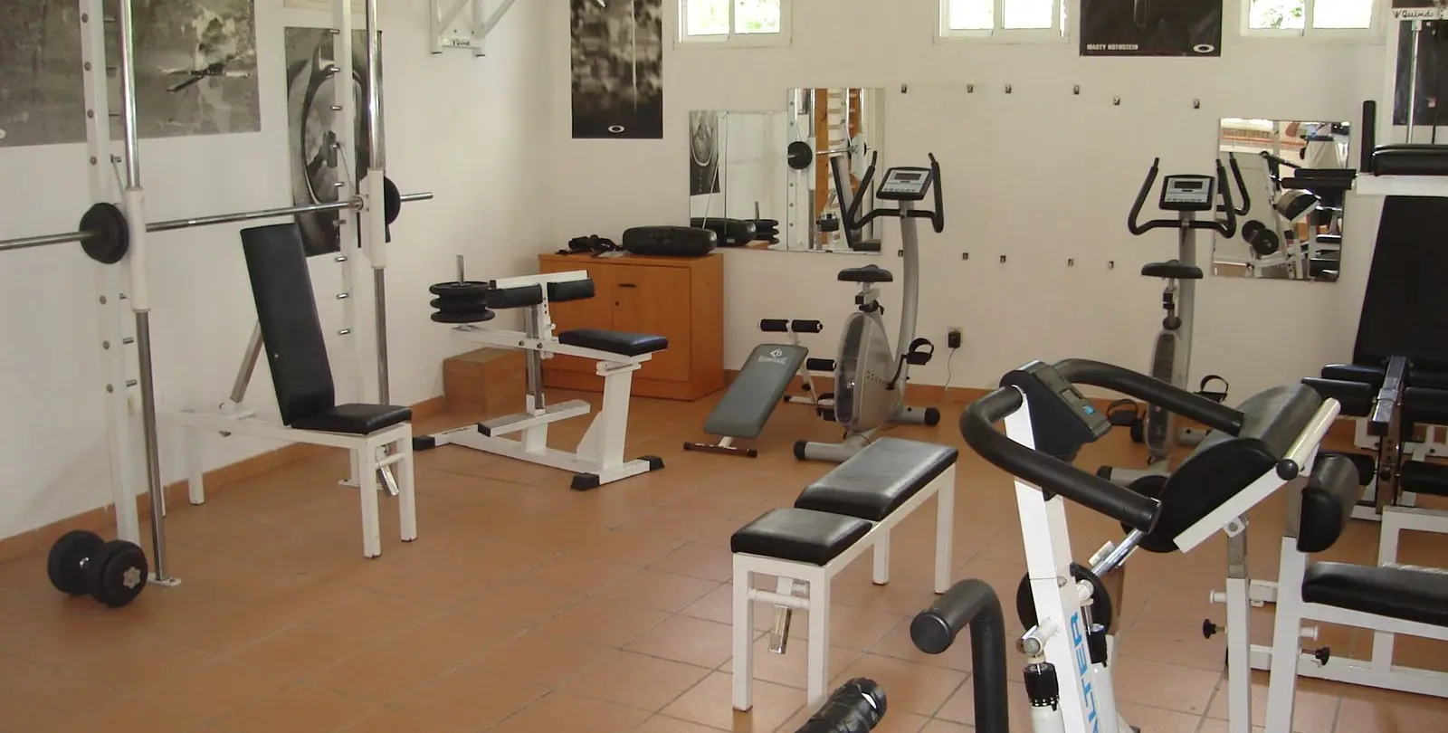 Sale of business in Ronda 40