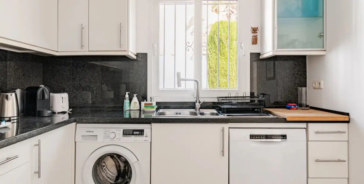 Продажа  отдельно стоящей виллы в Nagüeles 22