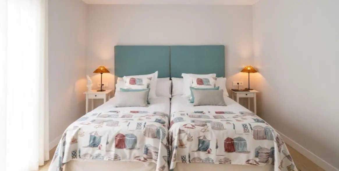 Long-term rent of penthouse duplex in Puerto Banús 30