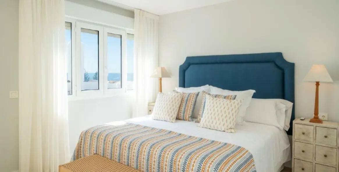 Long-term rent of penthouse duplex in Puerto Banús 34