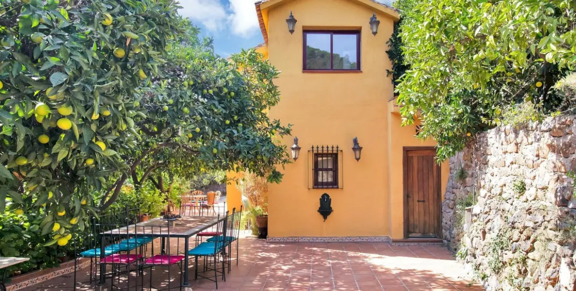 Venta de finca - cortijo en Ojén 1