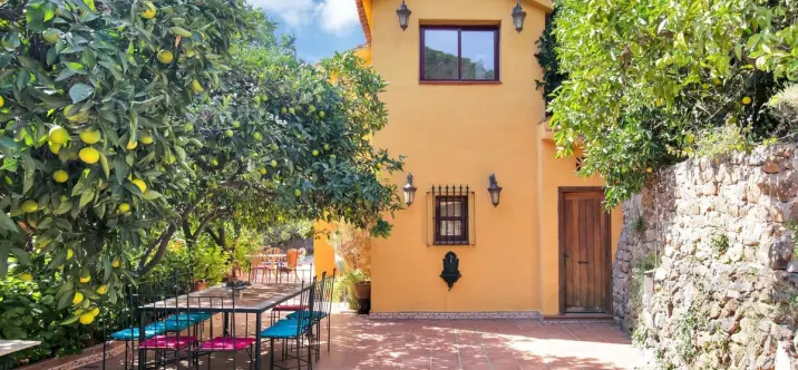 Venta de finca - cortijo en Ojén 0
